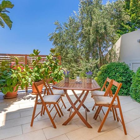 Couple'S Getaway , Modern Amenities & Sophisticated Style Appartement Rhodes City Buitenkant foto